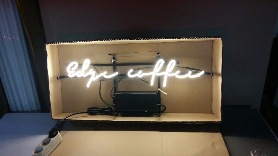 [창원 간판] Edge Coffee, 아트 네온