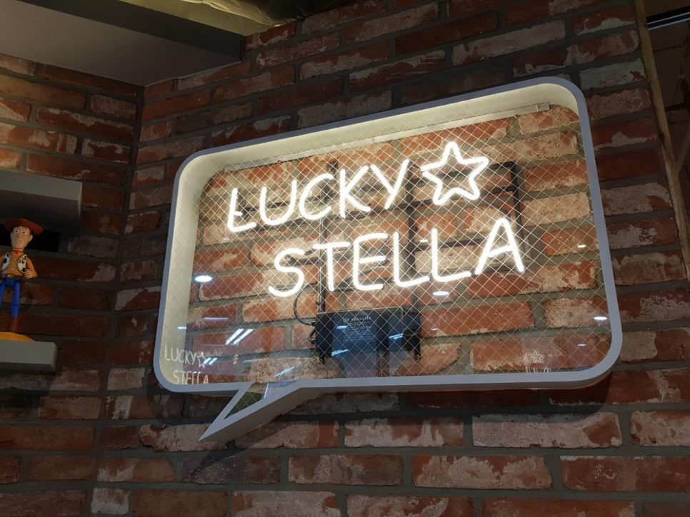 [영등포 간판] LUCKY STELLA 아트 네온